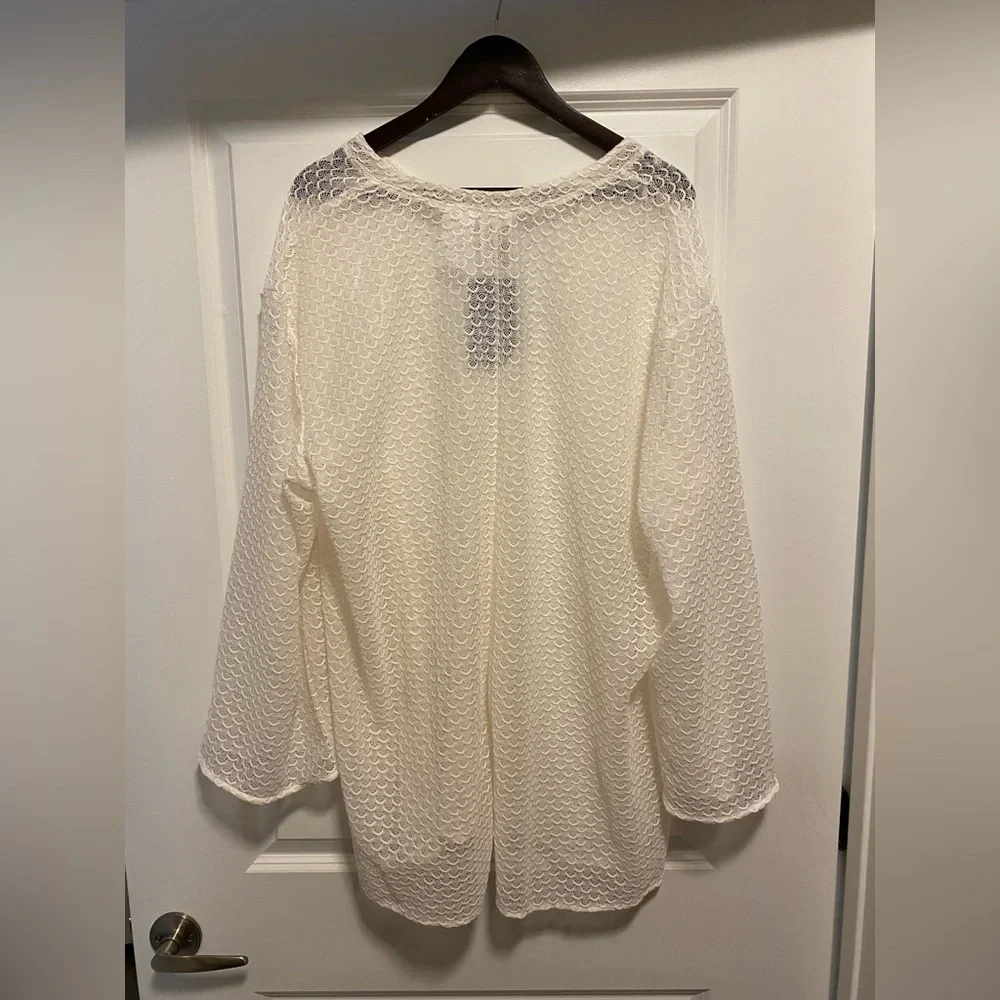 H&M chic white